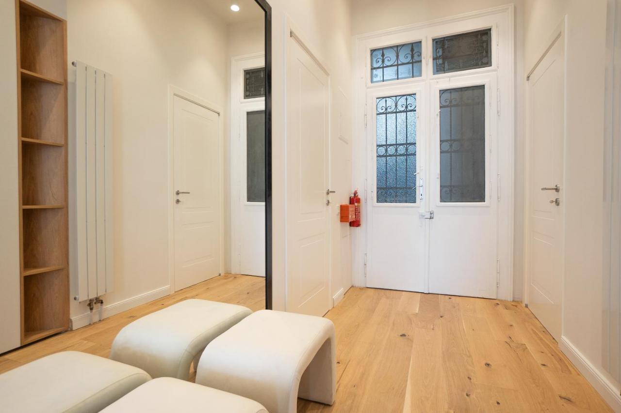Brand-new 2-room With A King Size Bed