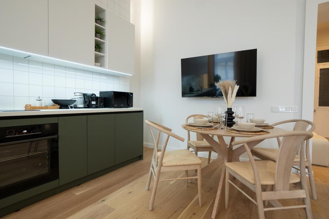 Apartment Brand-new 2-room With A King Size Bed