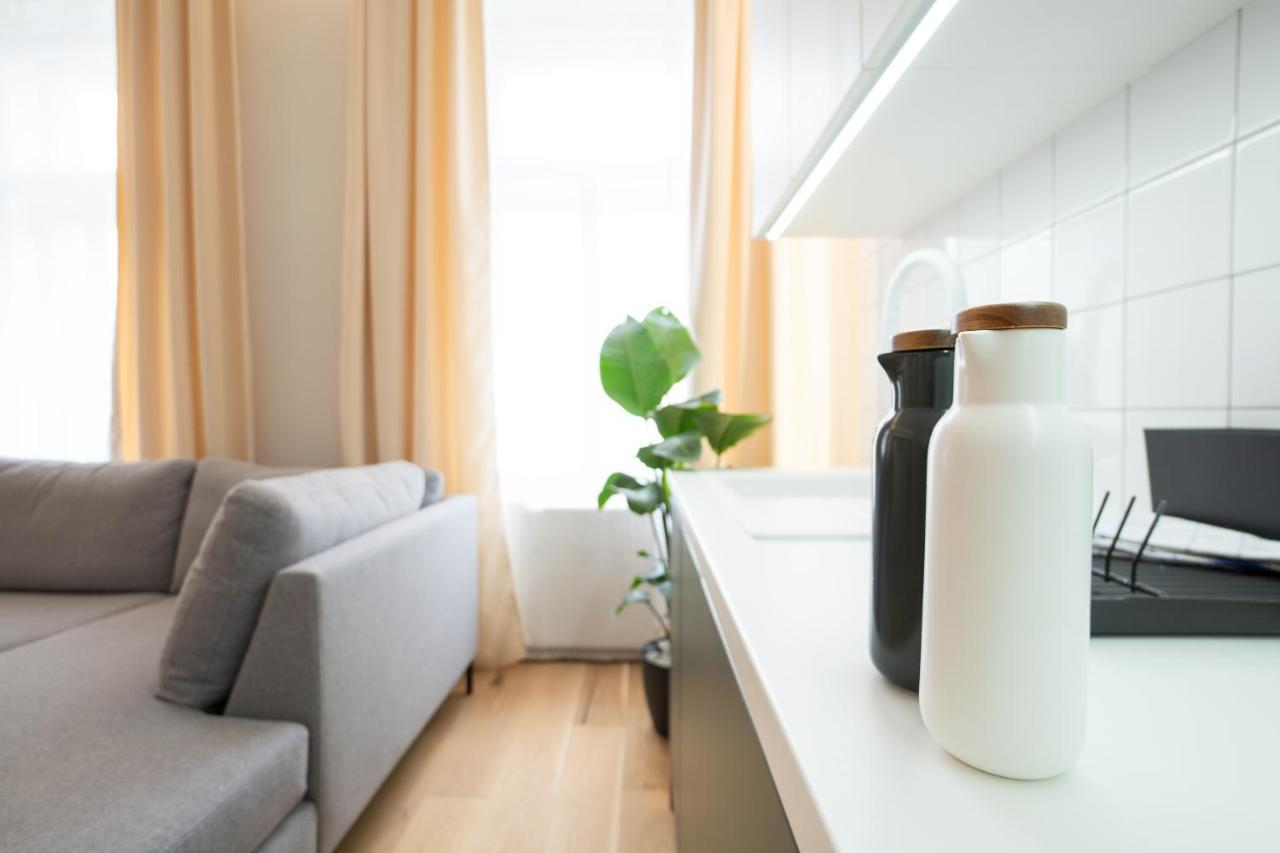 Brand-new 2-room With A King Size Bed * Vienna