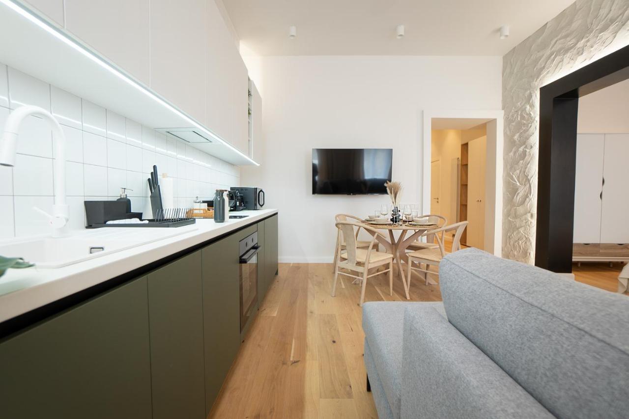 Brand-new 2-room With A King Size Bed Vienna
