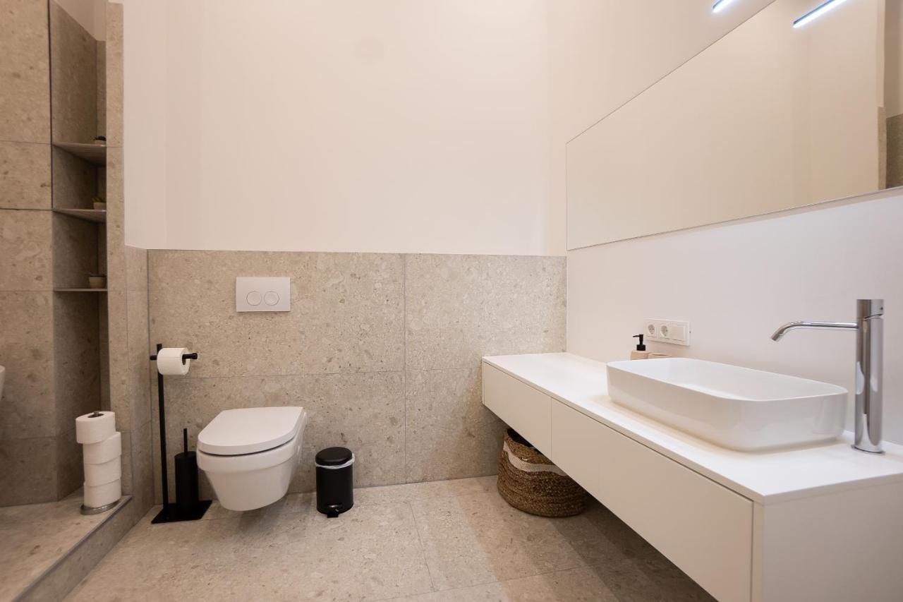 Brand-new 2-room With A King Size Bed Vienna