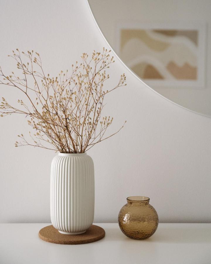 Stylish & Modern - Private Garden & Free Parking Apartamento