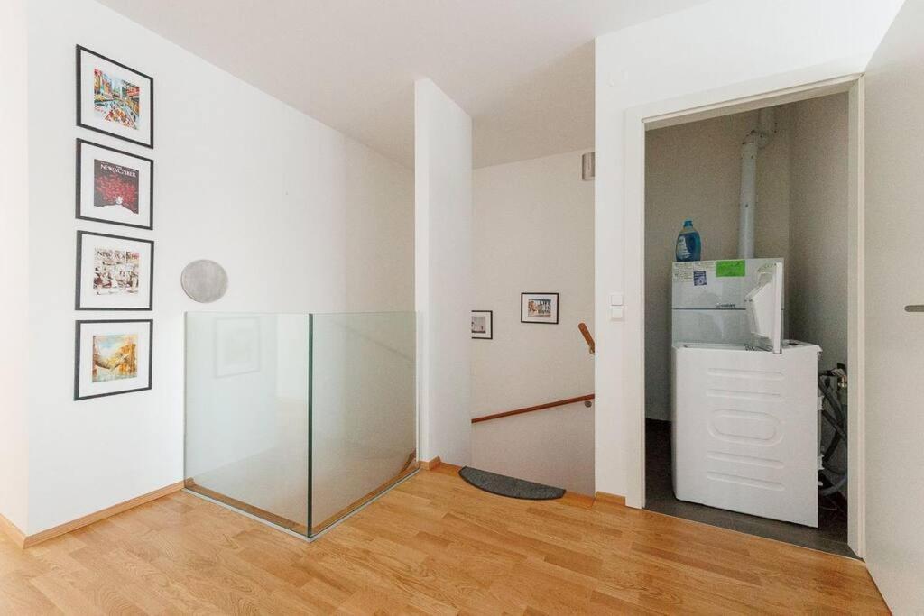 New! Amazing Spacious Schoenbrunn View Viena