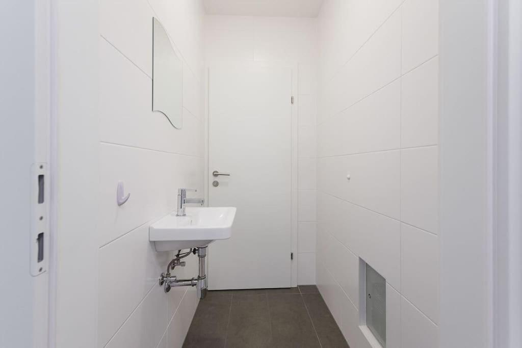 New! Amazing Spacious Schoenbrunn View Viena