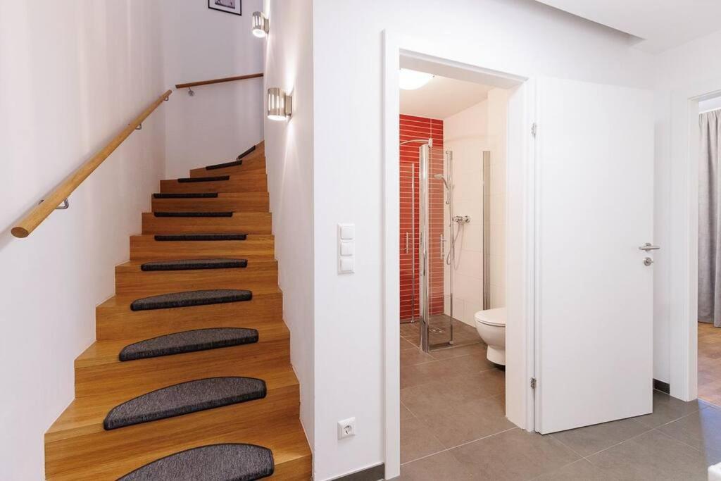 New! Amazing Spacious Schoenbrunn View * Viena