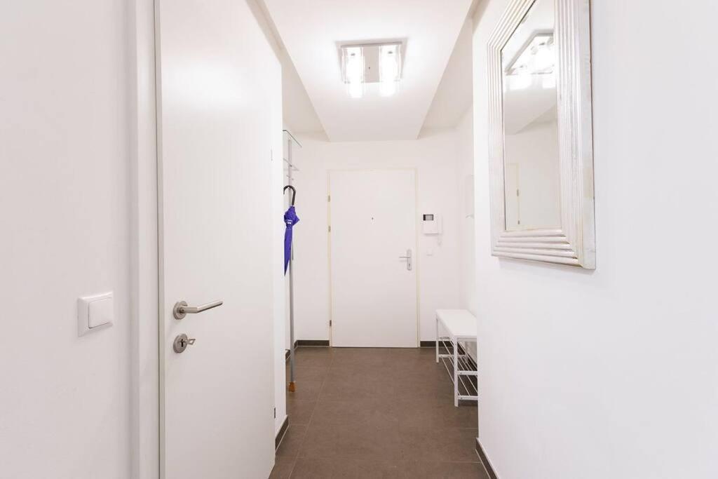 Apartamento New! Amazing Spacious Schoenbrunn View *