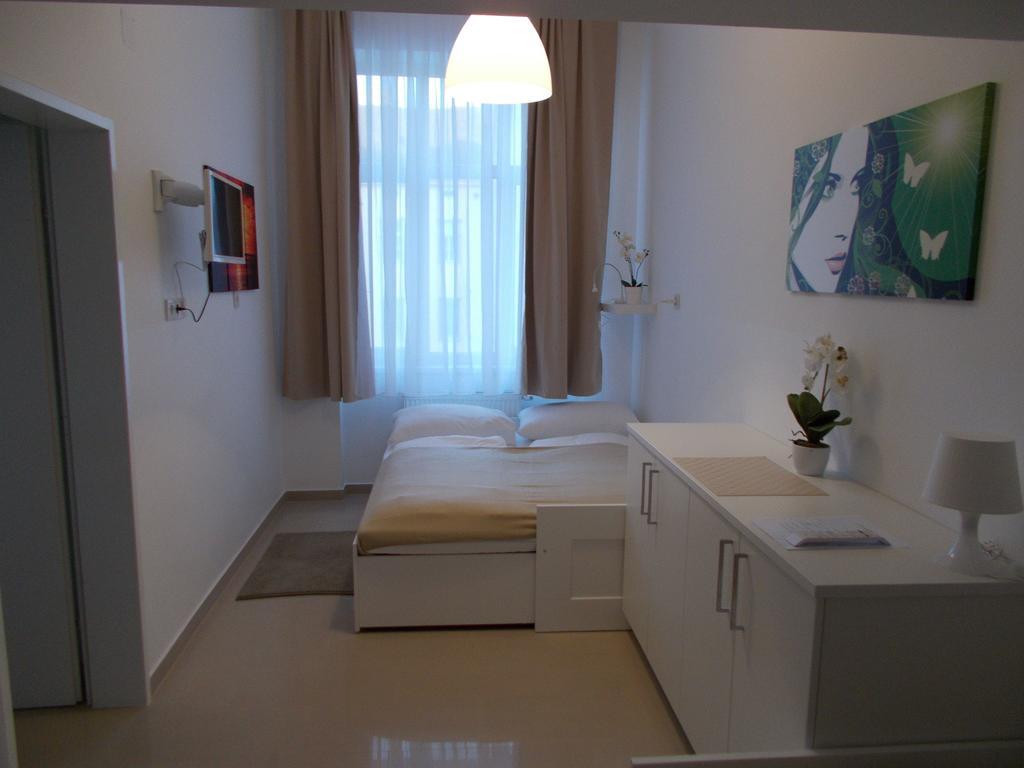 Ch-vienna Hotel