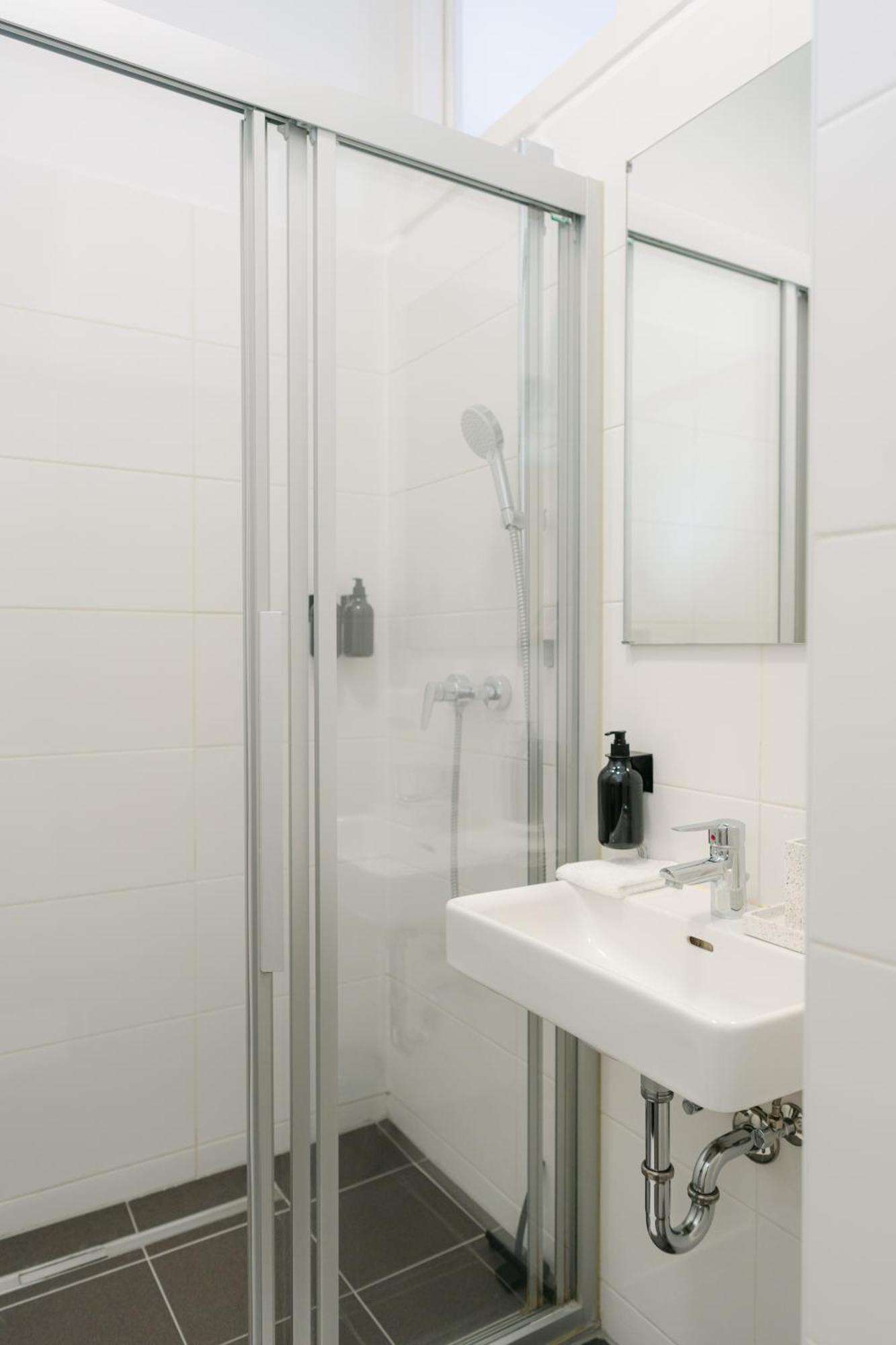 Apartamento Stylish For 4-6, 5 Min To Center, No Lift Currently