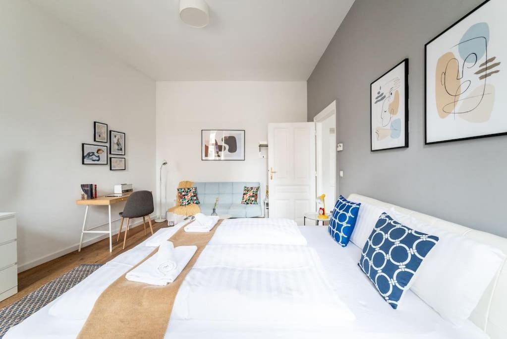 Apartment Lite 1br Near Metro & Center By Hm *