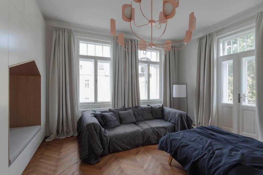 Viennese Jewel I 120 M² I Quiet Area Apartment Vienna