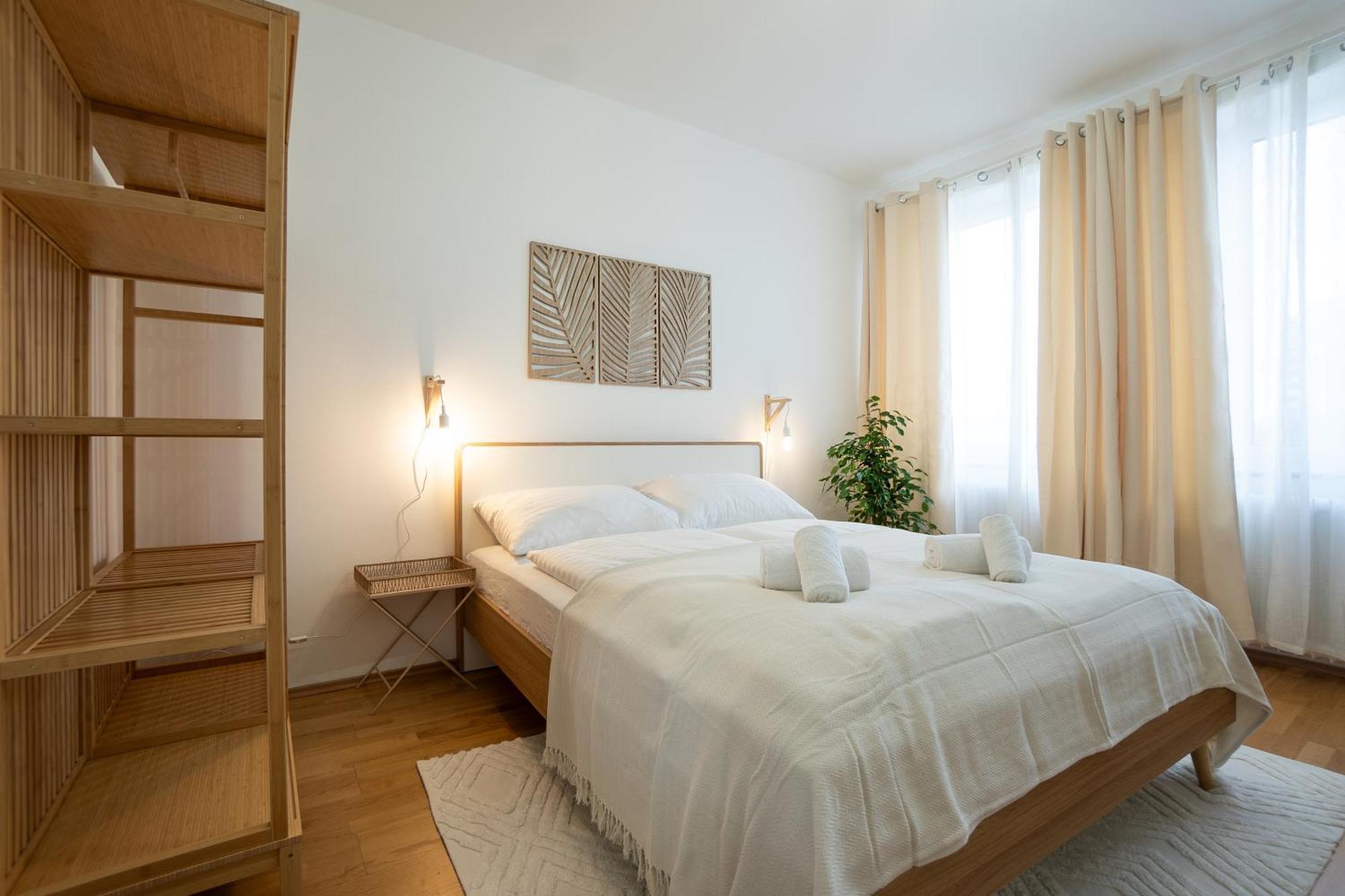 Bright And Cozy With A View Apartment Vienna
