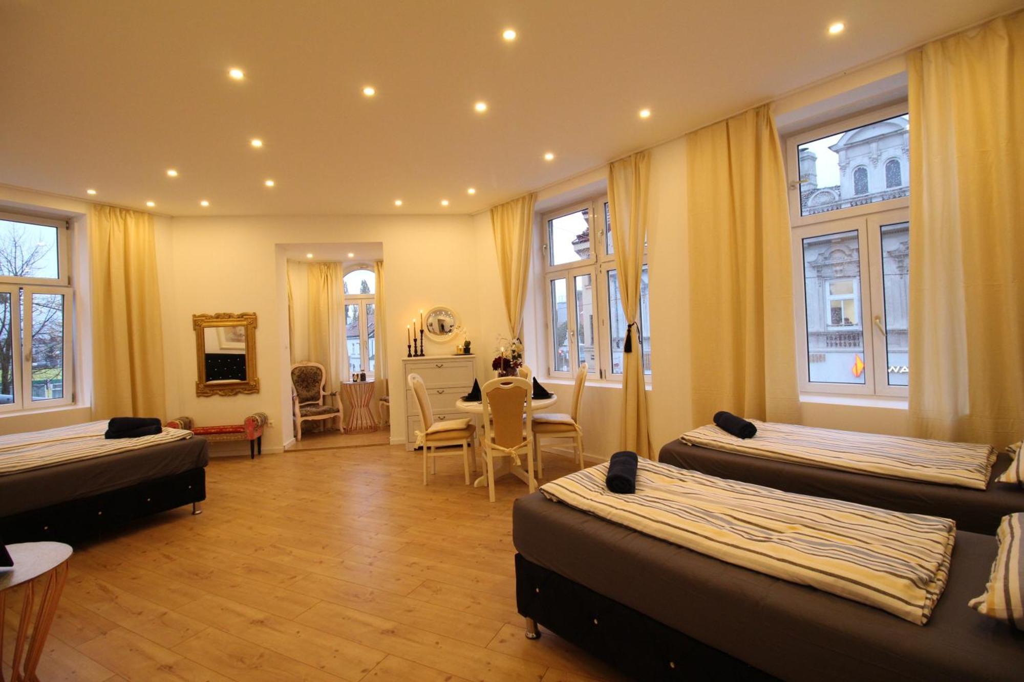 Disc Cozy In Liesing Homestay Vienna
