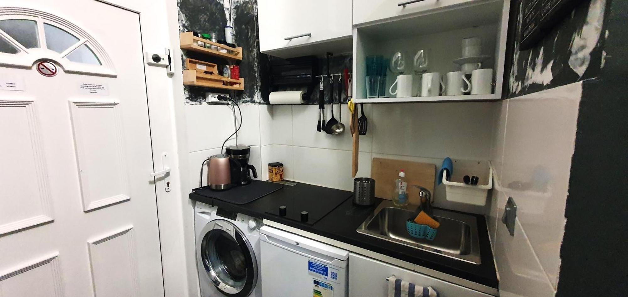 Msq Diana - 10 Min From Center - Free Coffee And Tea - High Speed Internet * Vienna