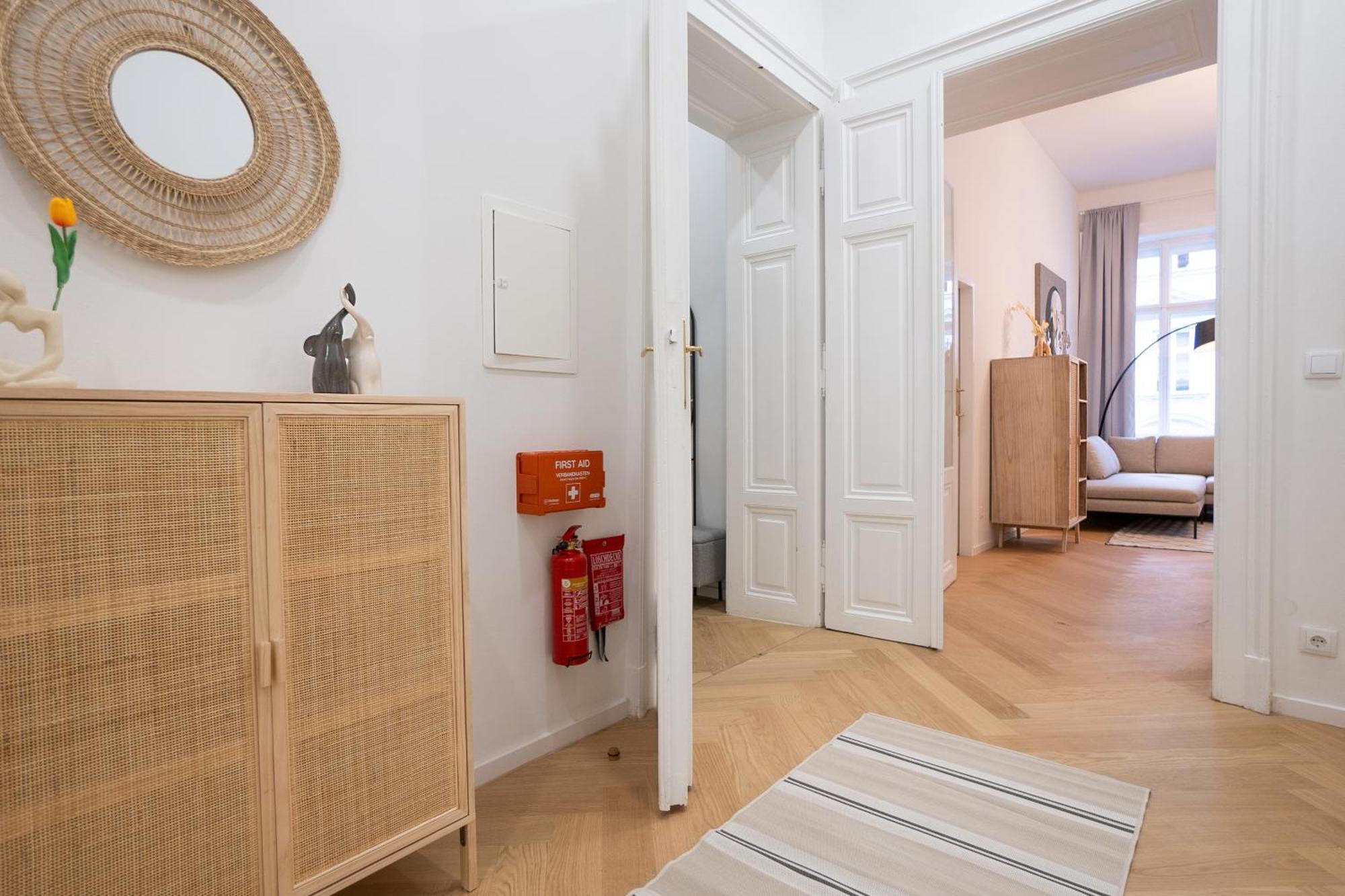 Spacious 110м2 Flat In The Center *