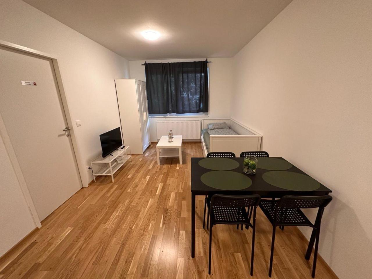 Apartment Muzeta11 - Modern Town With Balcony Vienna