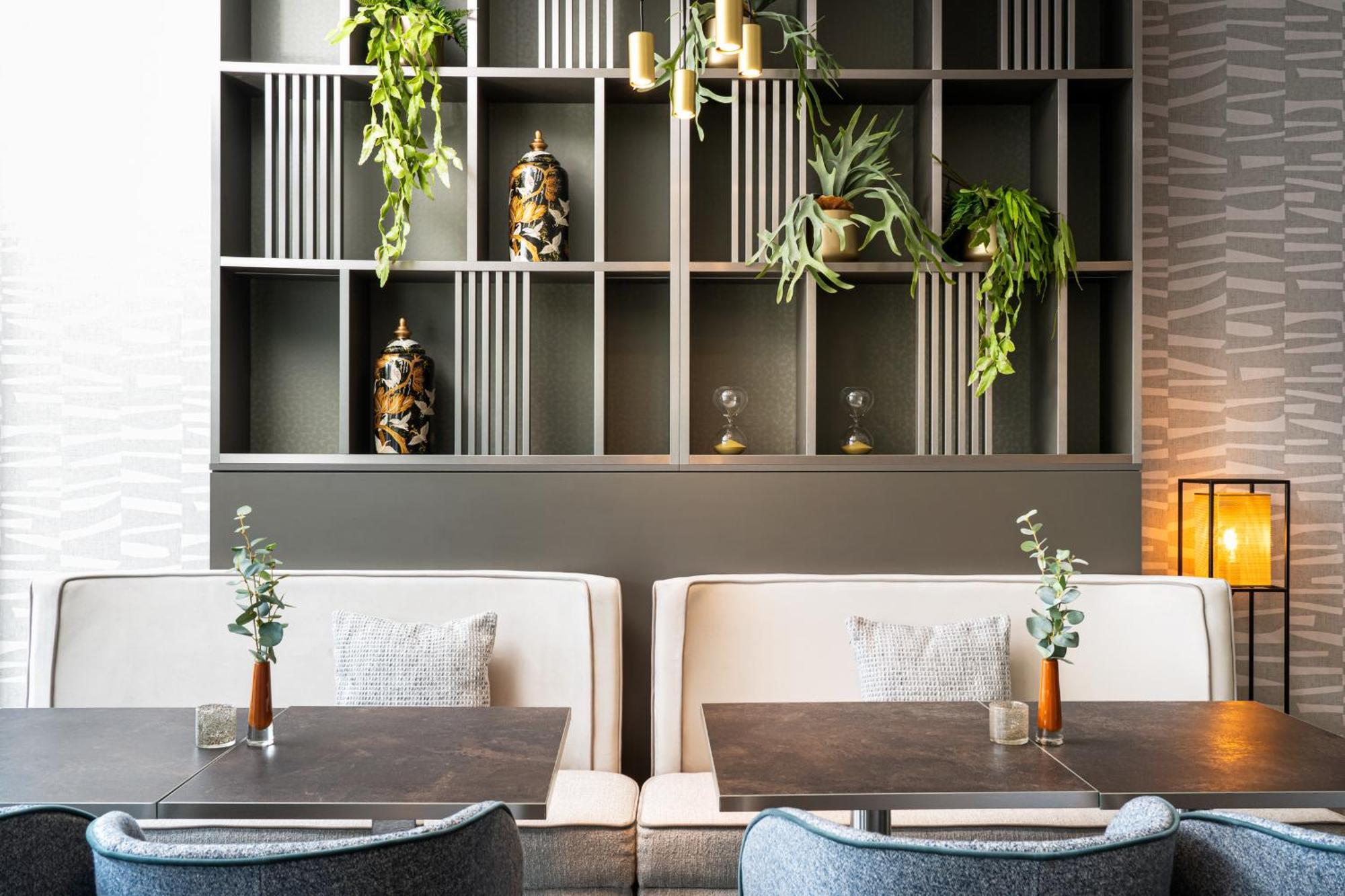 Hotel Leonardo Schonbrunn Vienna
