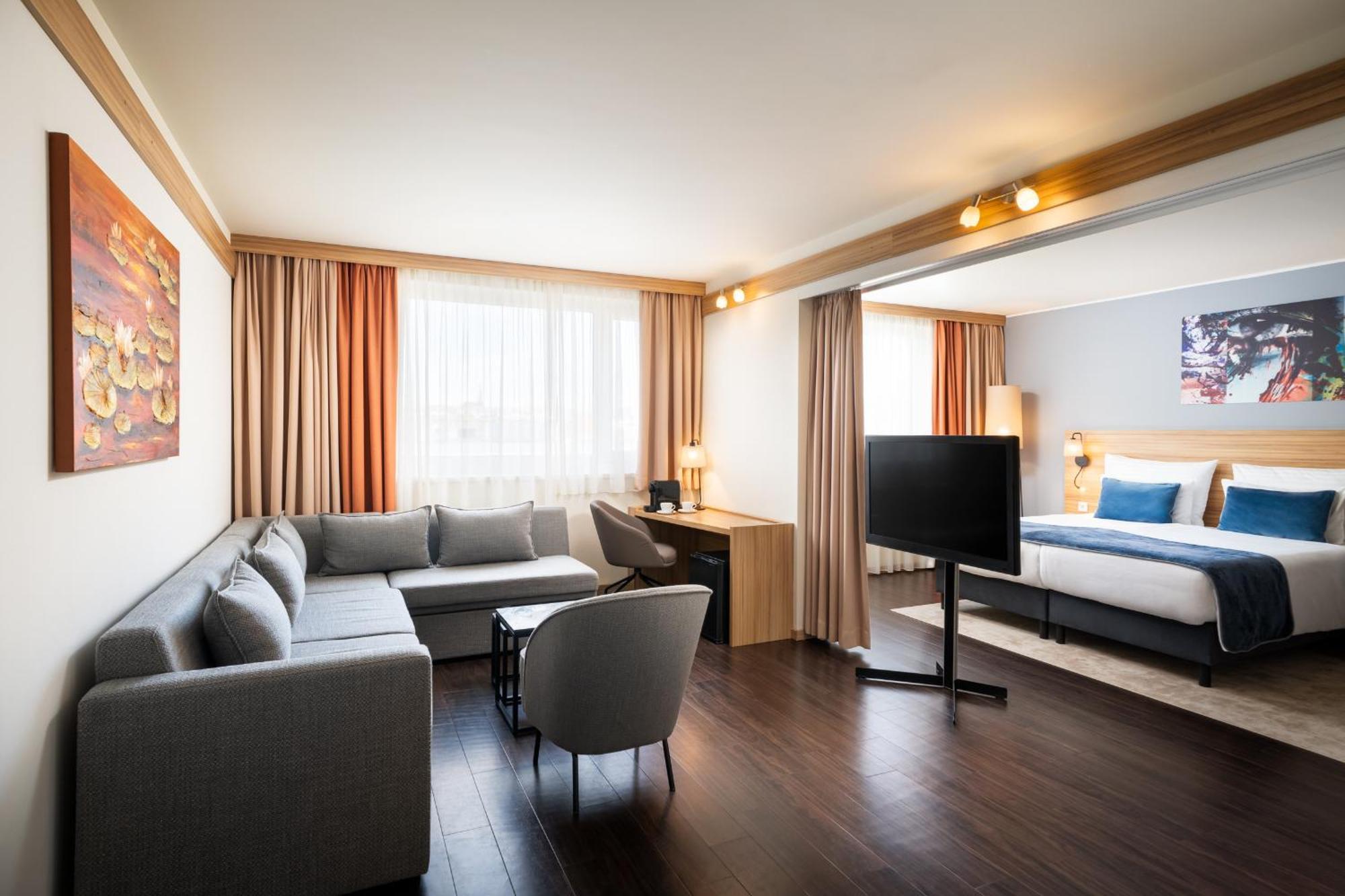 Hotel Leonardo Schonbrunn Vienna
