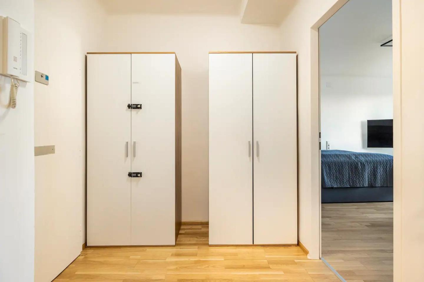 Apartment Eddie's Premium & Sweet - Contactless Self-check-in Wien