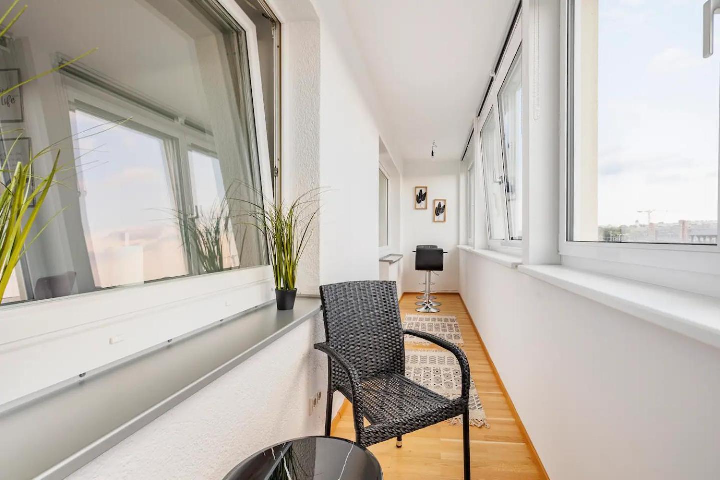 Eddie's Premium & Sweet - Contactless Self-check-in Apartment
