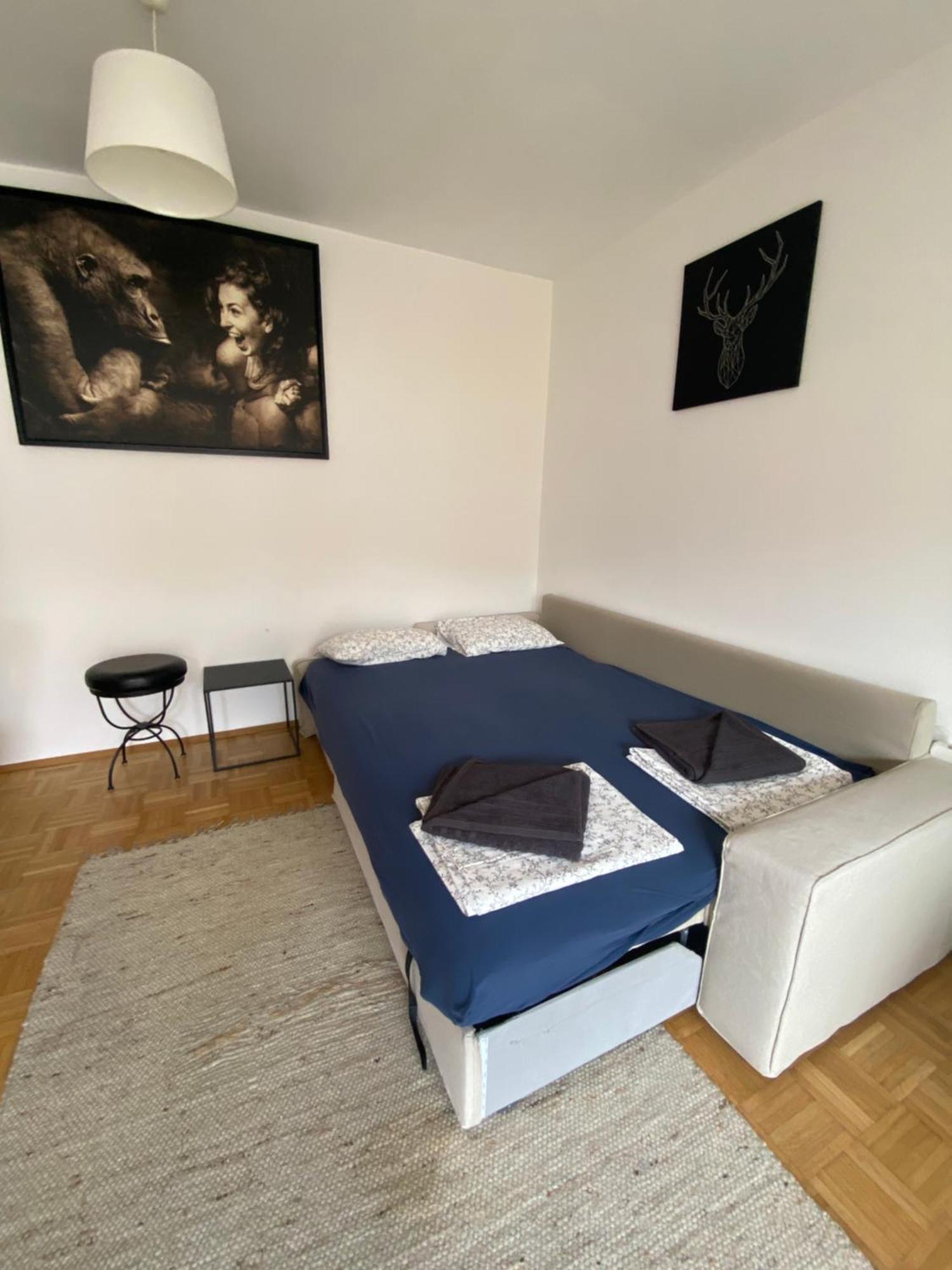Vienna4 Apartment