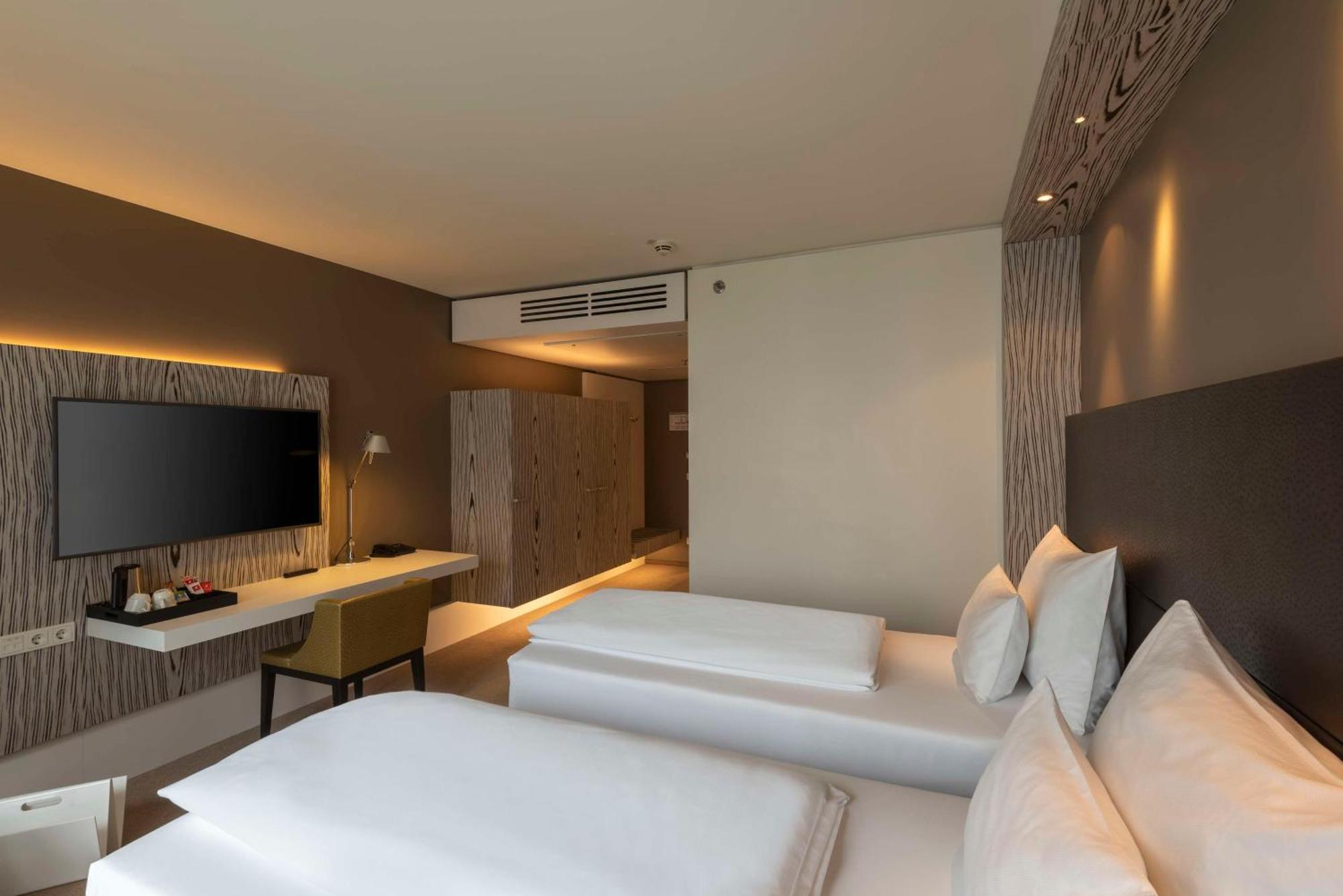 Hotel Doubletree By Hilton Schonbrunn 4*