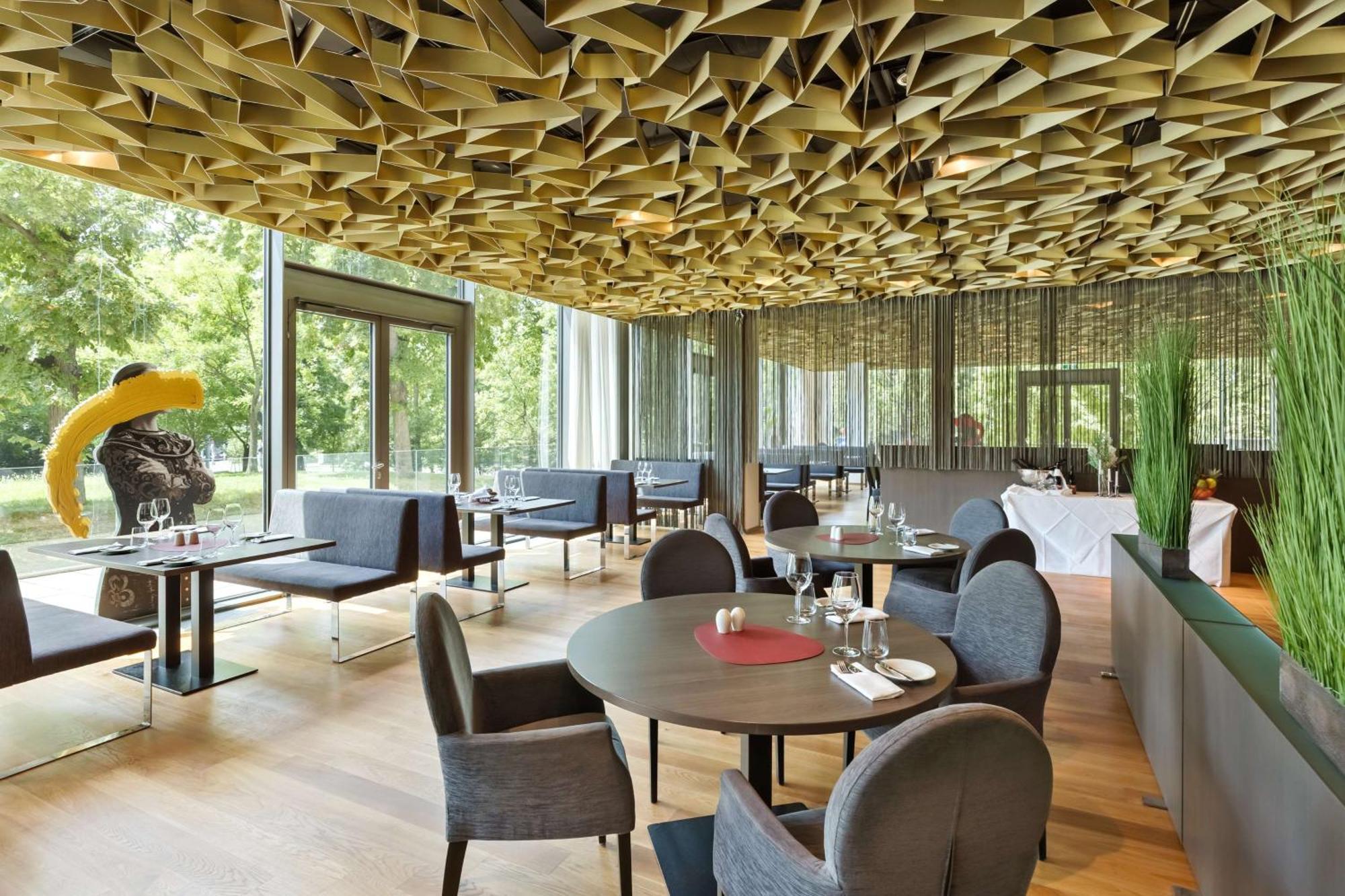 Doubletree By Hilton Schonbrunn Hotel Vienna