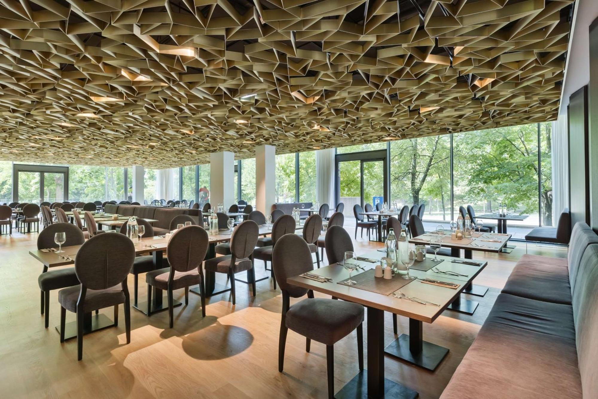 Hotel Doubletree By Hilton Schonbrunn 4*