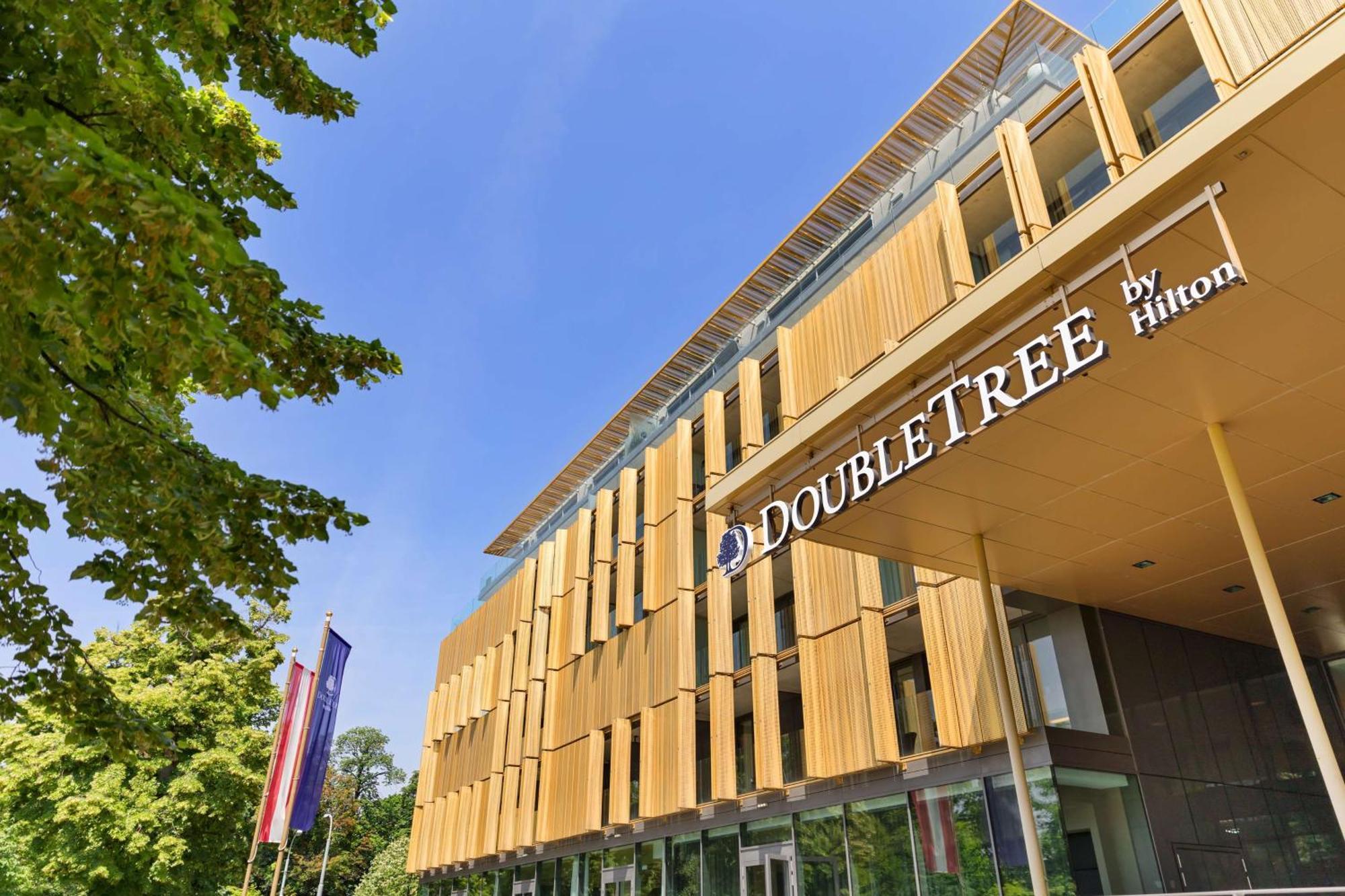 Doubletree By Hilton Schonbrunn Hotel 4*