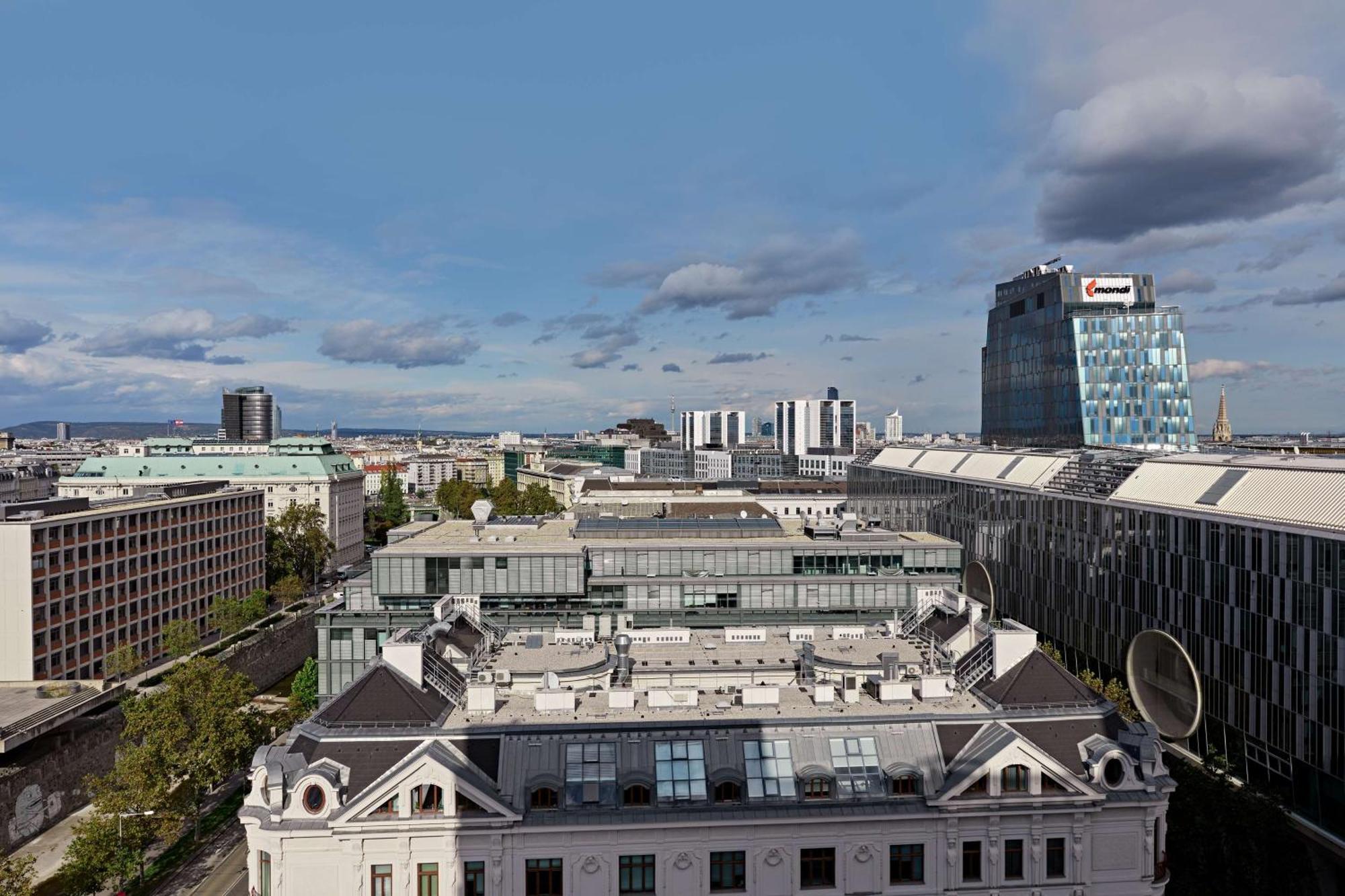 Hilton Park 5* Vienna
