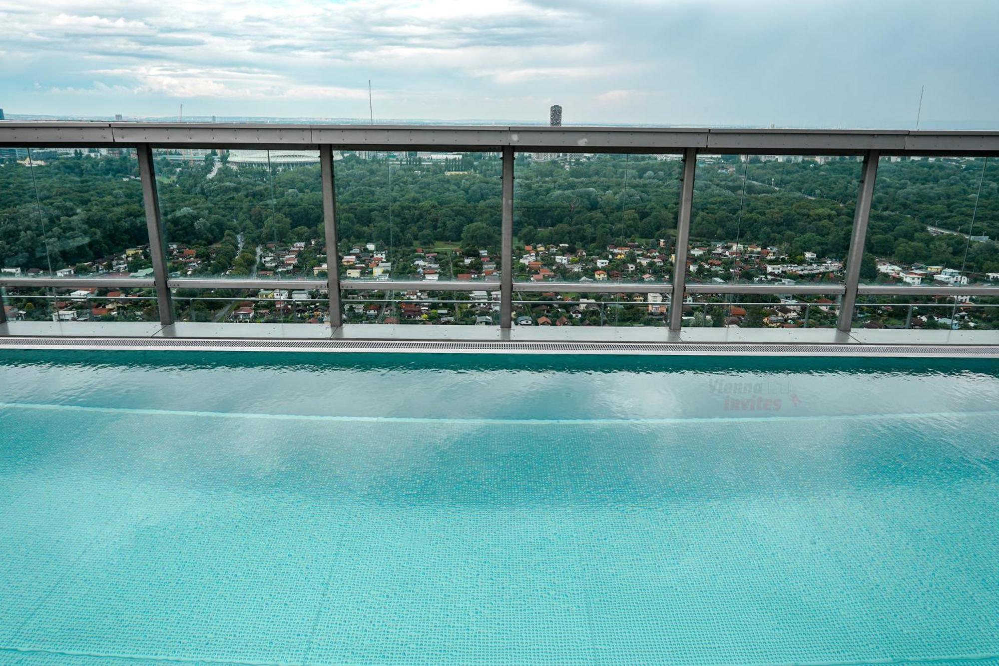Apartment Triiiple 7heaven - Amazing View On Floor With Rooftop Pool Vienna