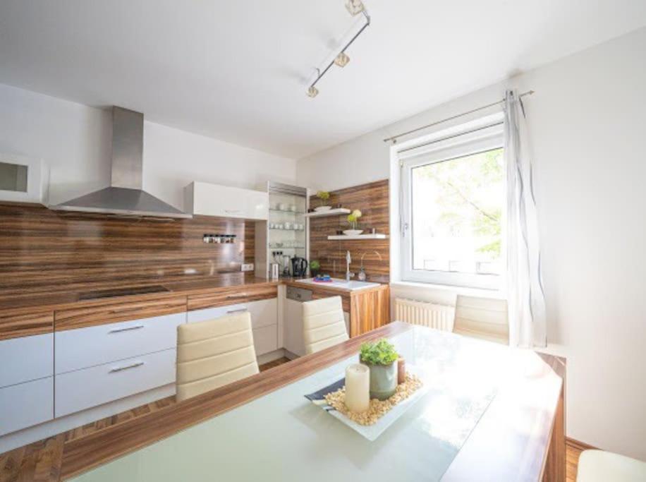 Spacious Luxury Apartment