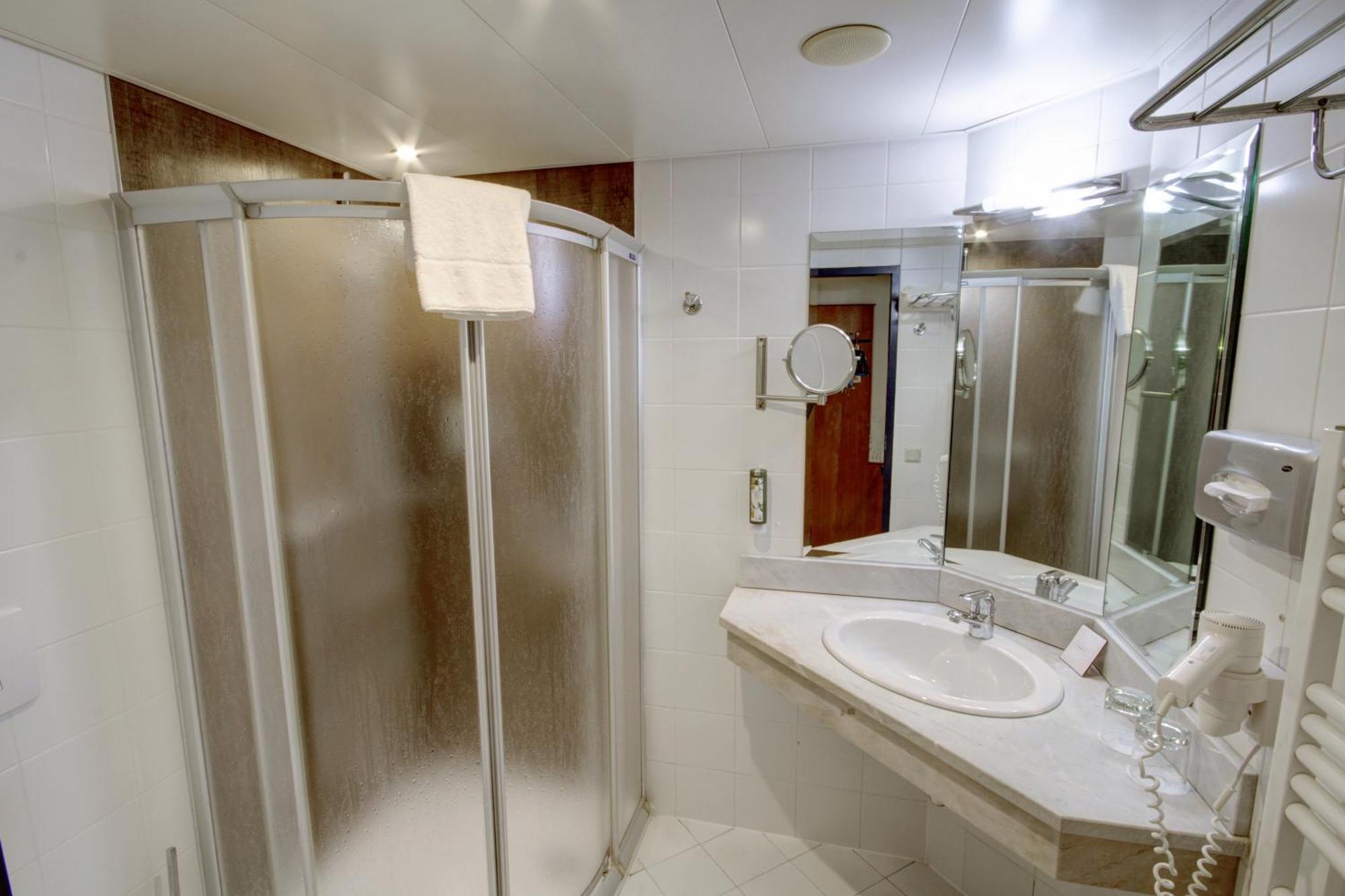 Hotel Vienna Sporthotel 4*