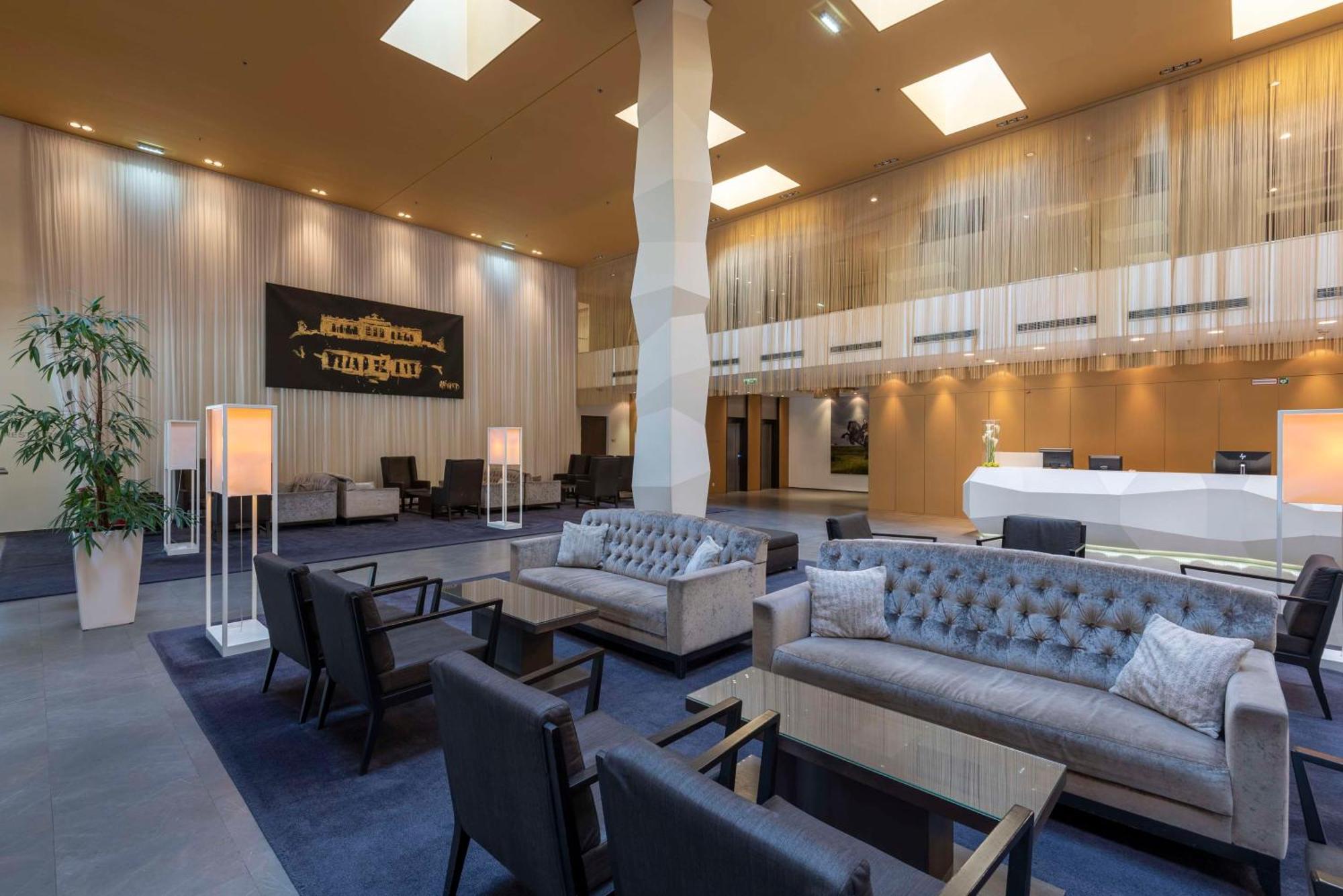 Hotel Doubletree By Hilton Schonbrunn 4*