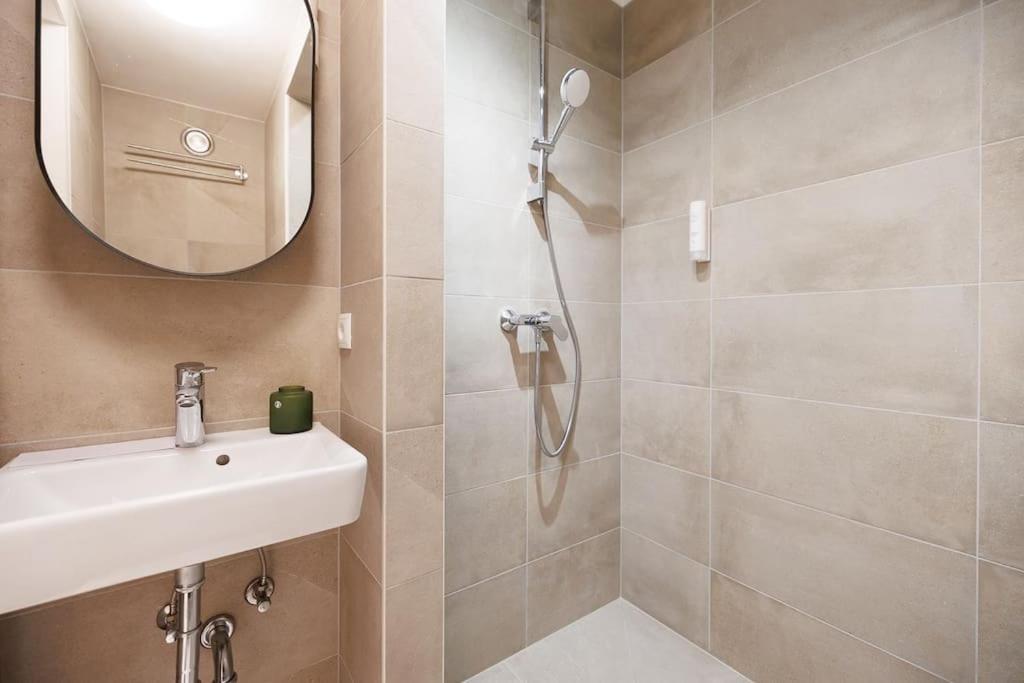 Zauberhaftes Quartier Fuer 4 Apartment Vienna