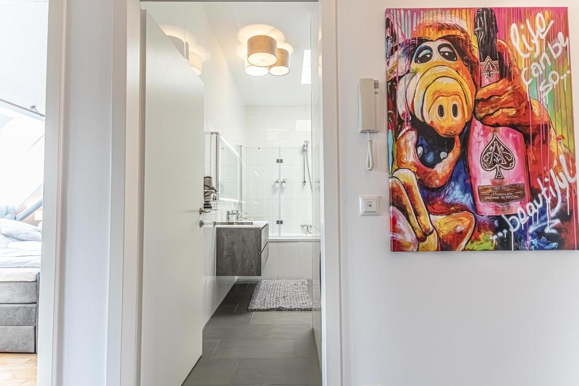 Apartment Luxury 2br And 1lr With Balcony - 9 Min To Center Vienna