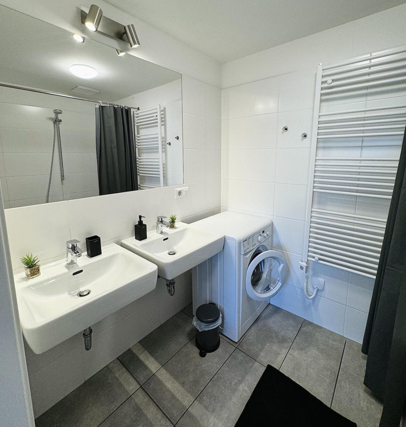 Brand New Apartment, Location-near Vic/danube Vienna
