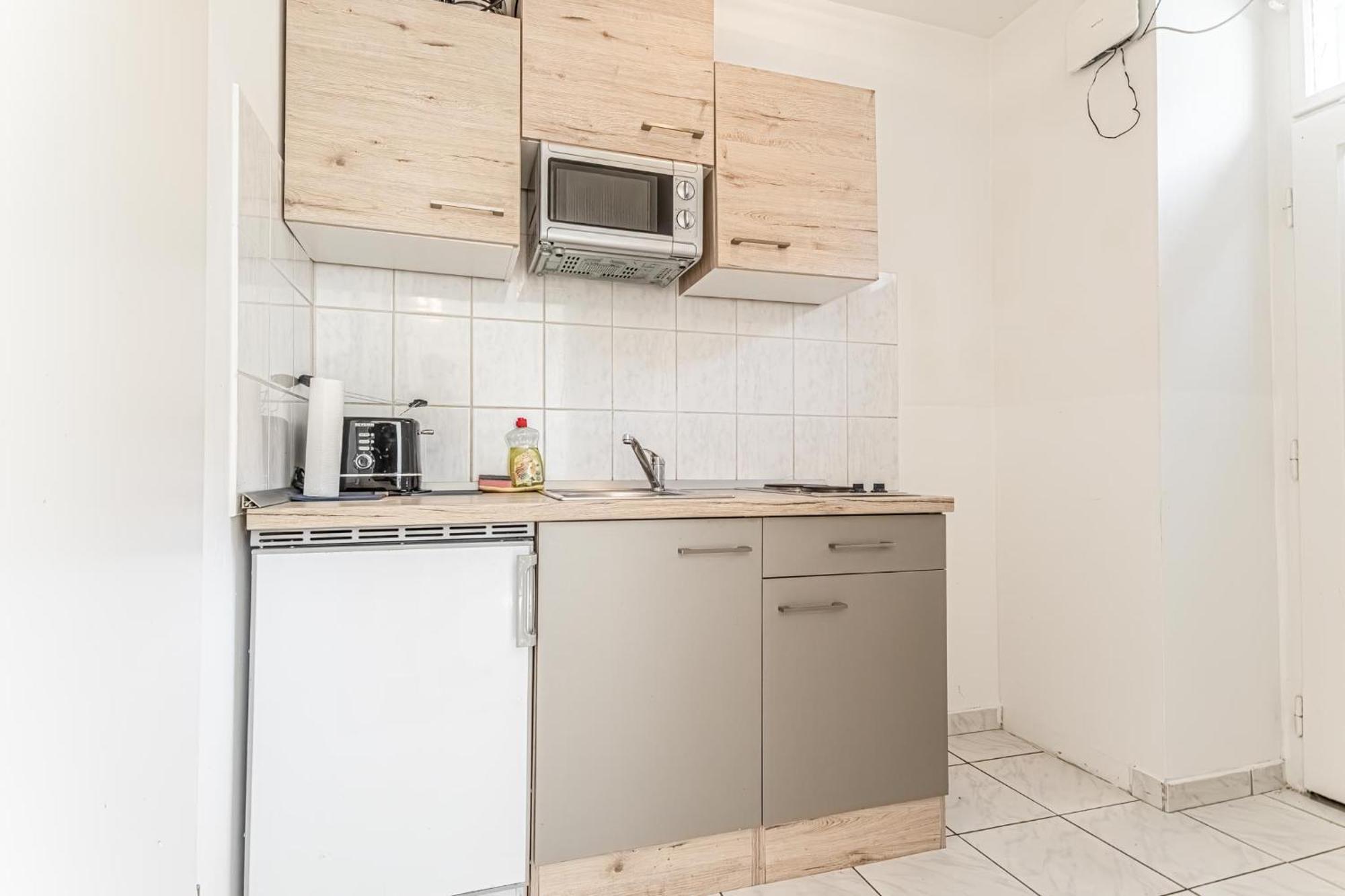 Apartment Vibes: 1br Apt, 10 Min To Westbahnhof Vienna