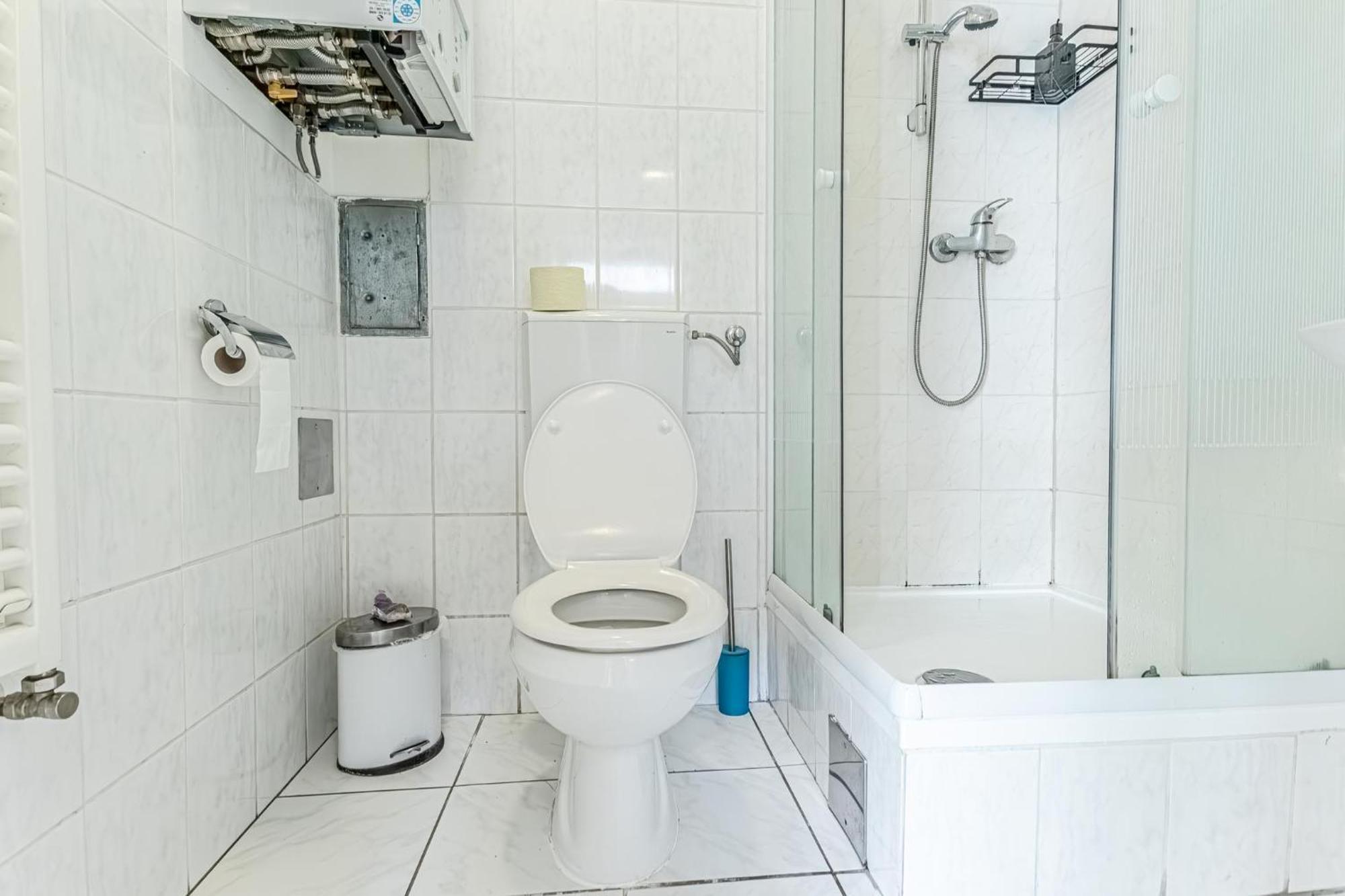 Vibes: 1br Apt, 10 Min To Westbahnhof Apartment