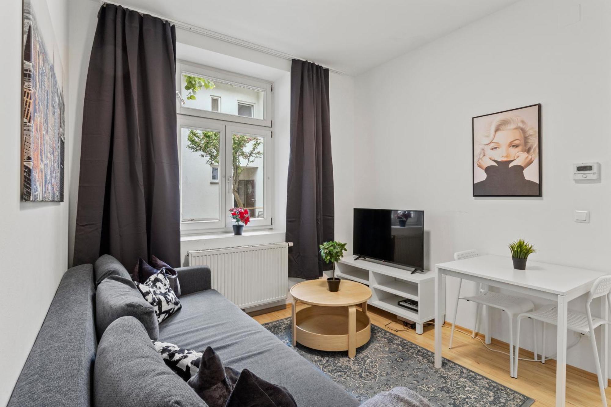 1 Bedroom Garden Near Schoenbrunn Apartamento *