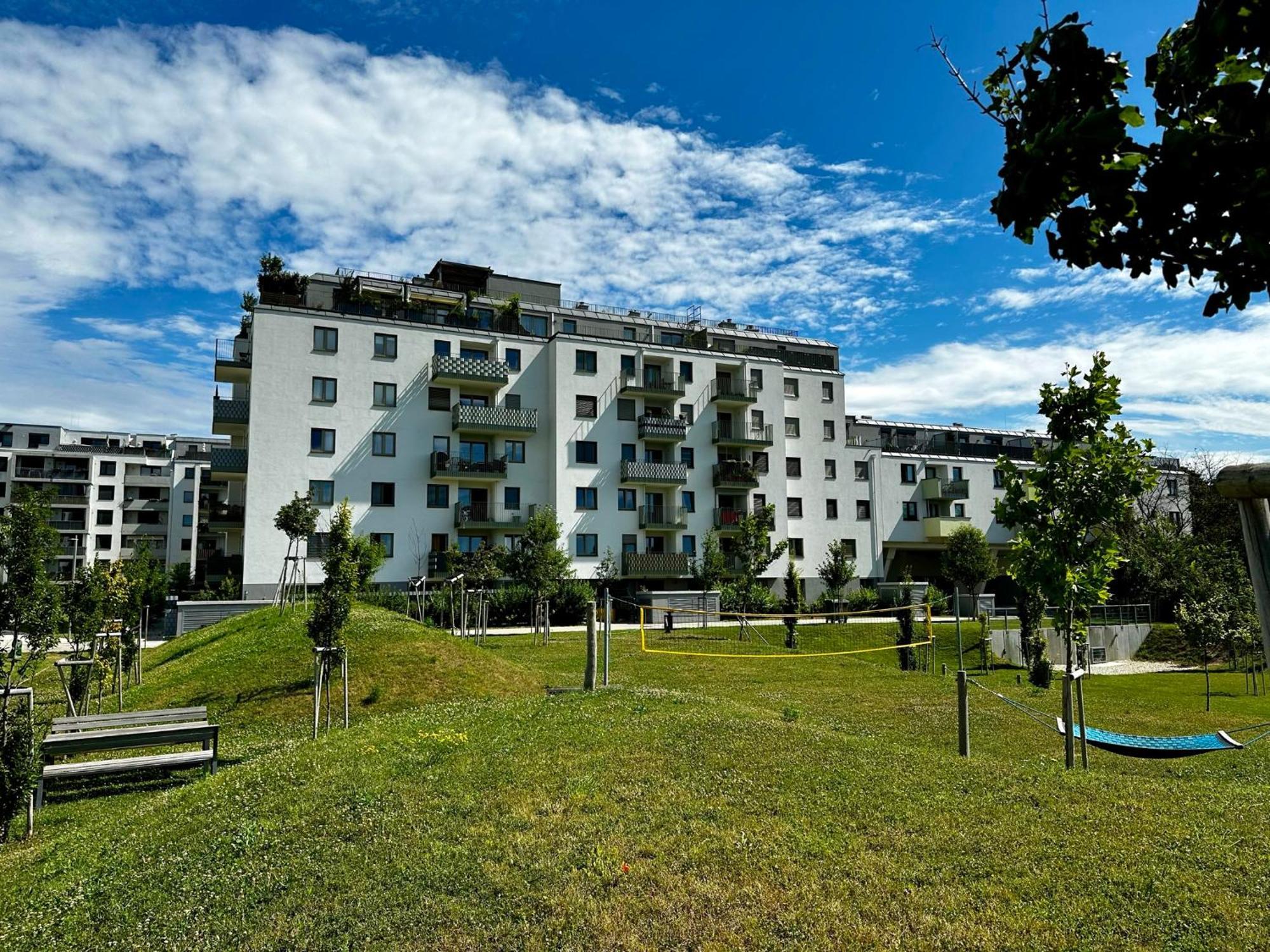 2-zimmer In Oberlaa Mit Privatem Tiefgaragen Platz