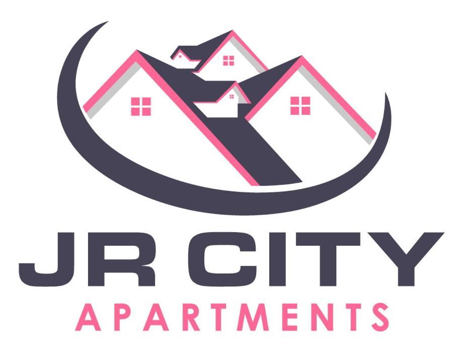 Apartment Hub Close To Main Station By Jr *
