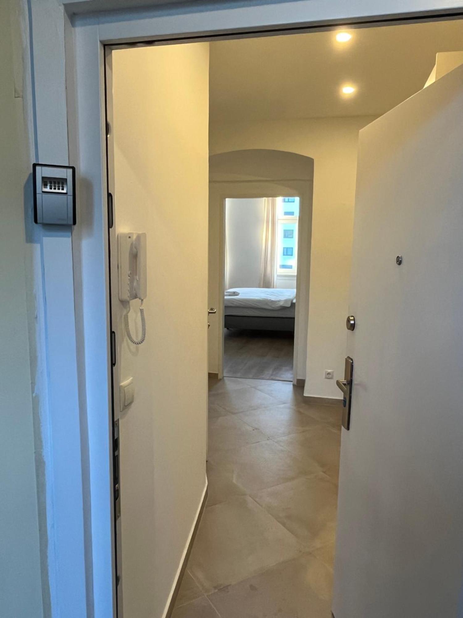 Apartment Schoenbrunn Near Metro *