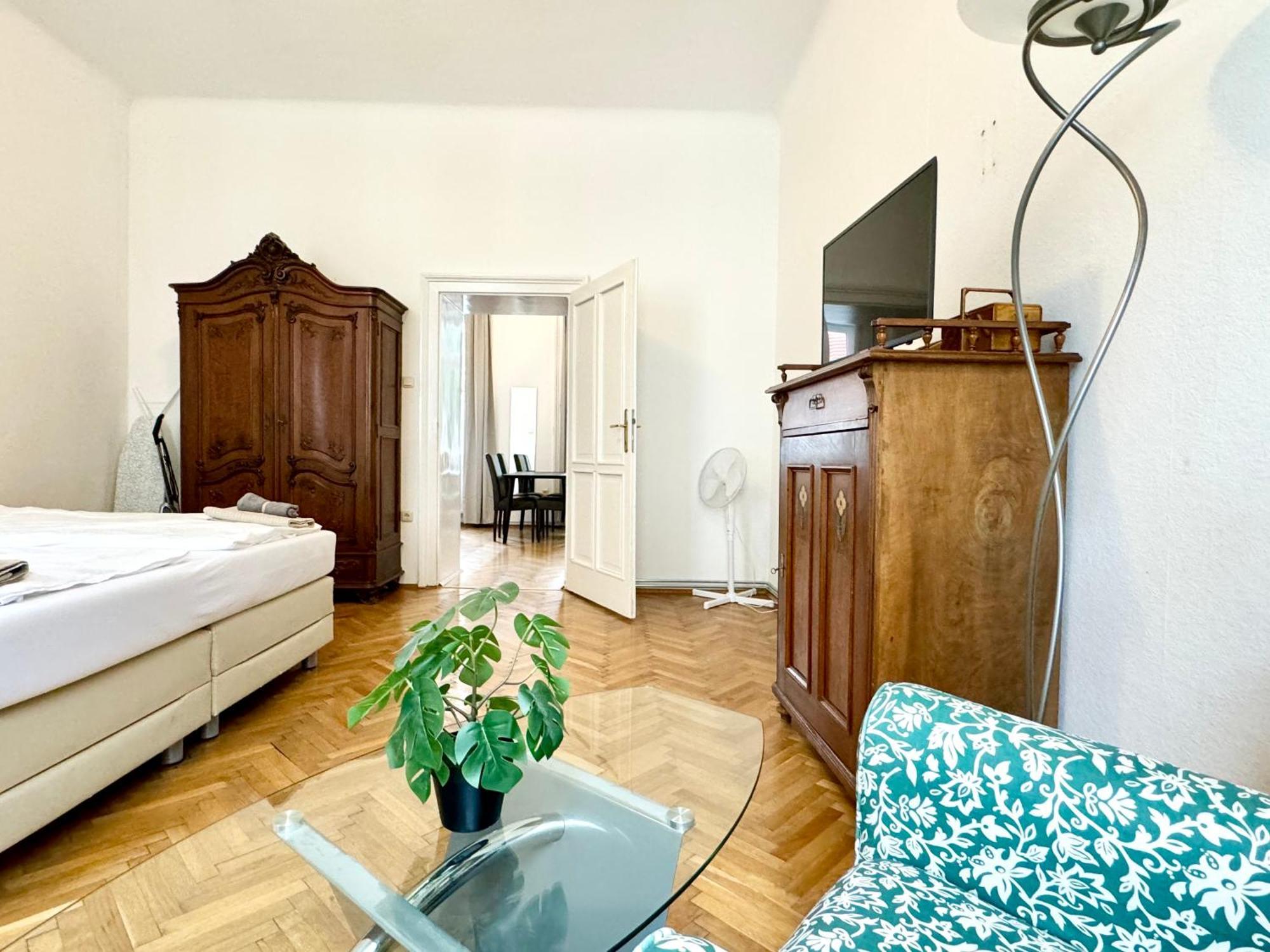 Apartment Cosy Located At Famous Kutschkermarkt Vienna