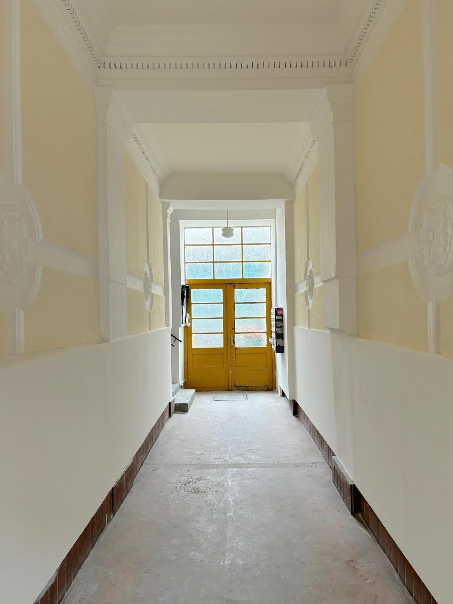 Apartment Altbauwohnung Mit Charme - Selbst Check In - Queensize Bett *