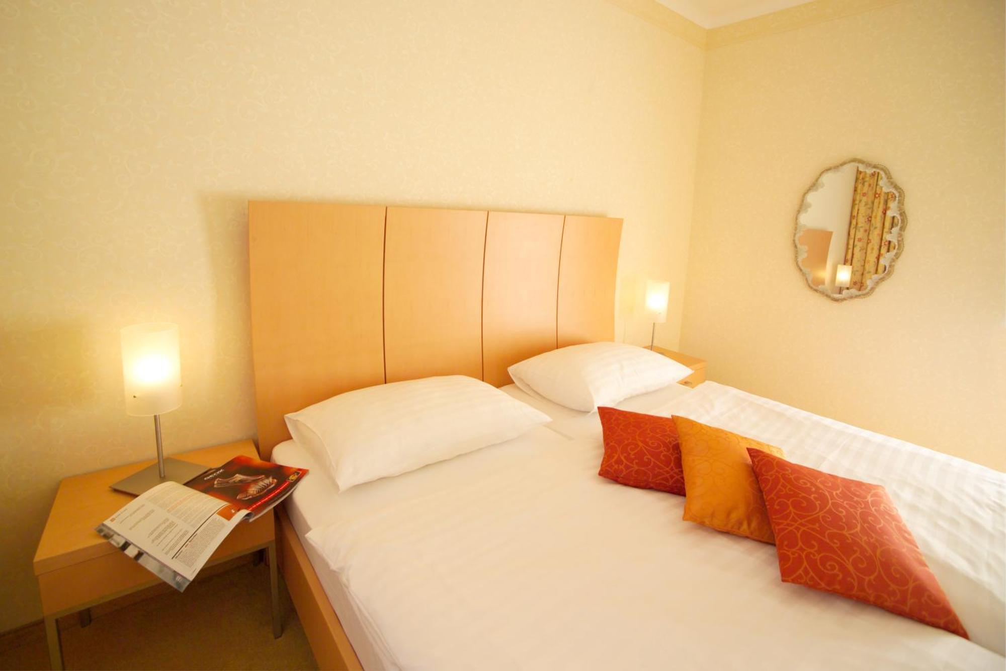 Strandhotel Alte Donau Hotel Vienna