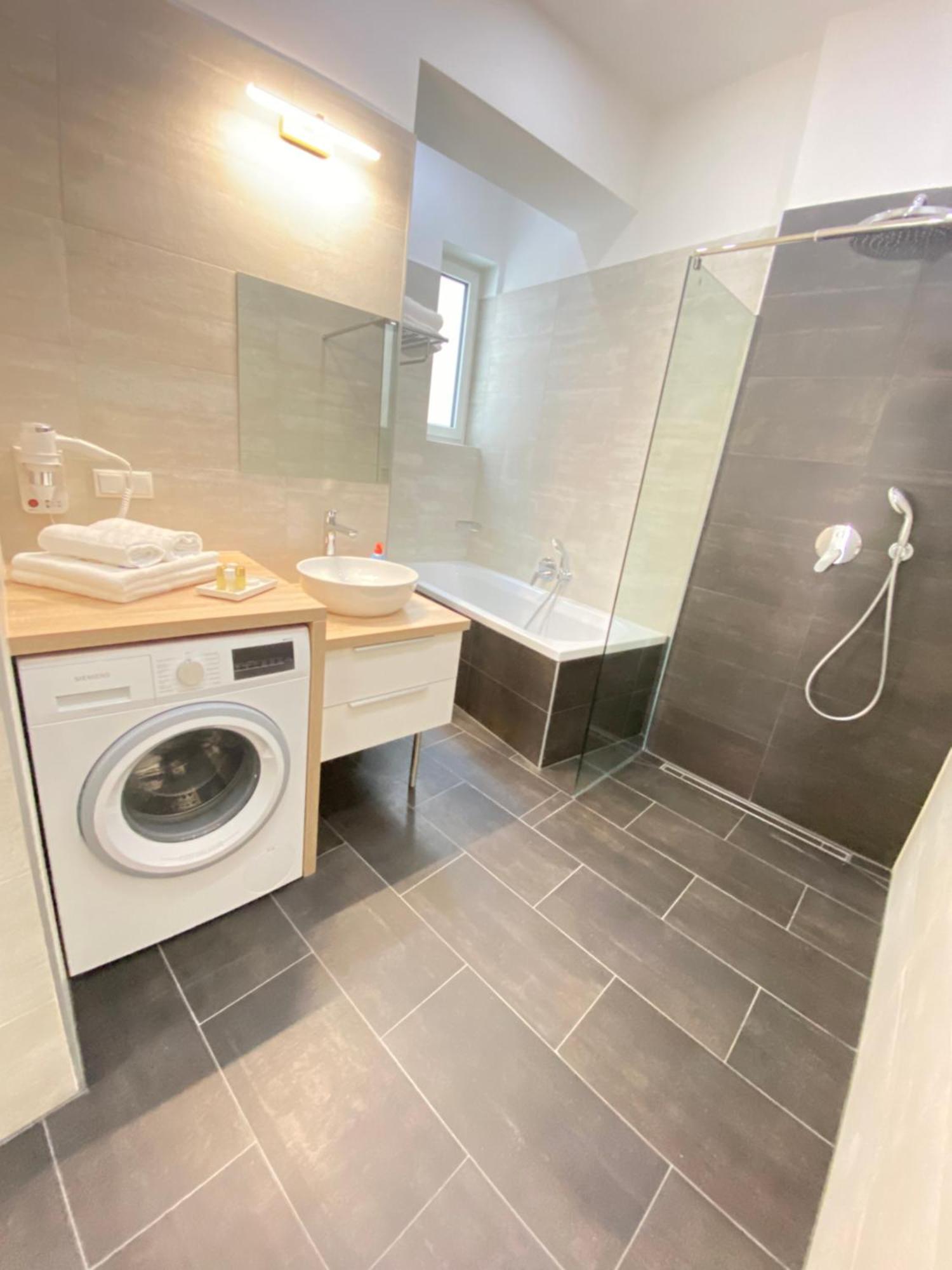 Apartment Steiner Residences Nestroyplatz Vienna