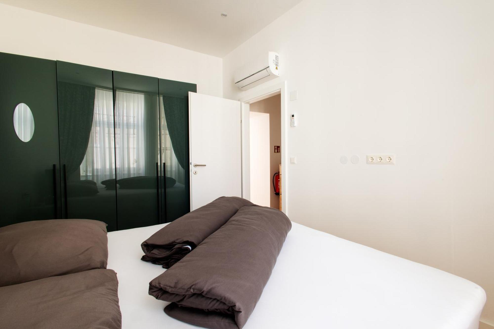 Royal Residences Apartment *