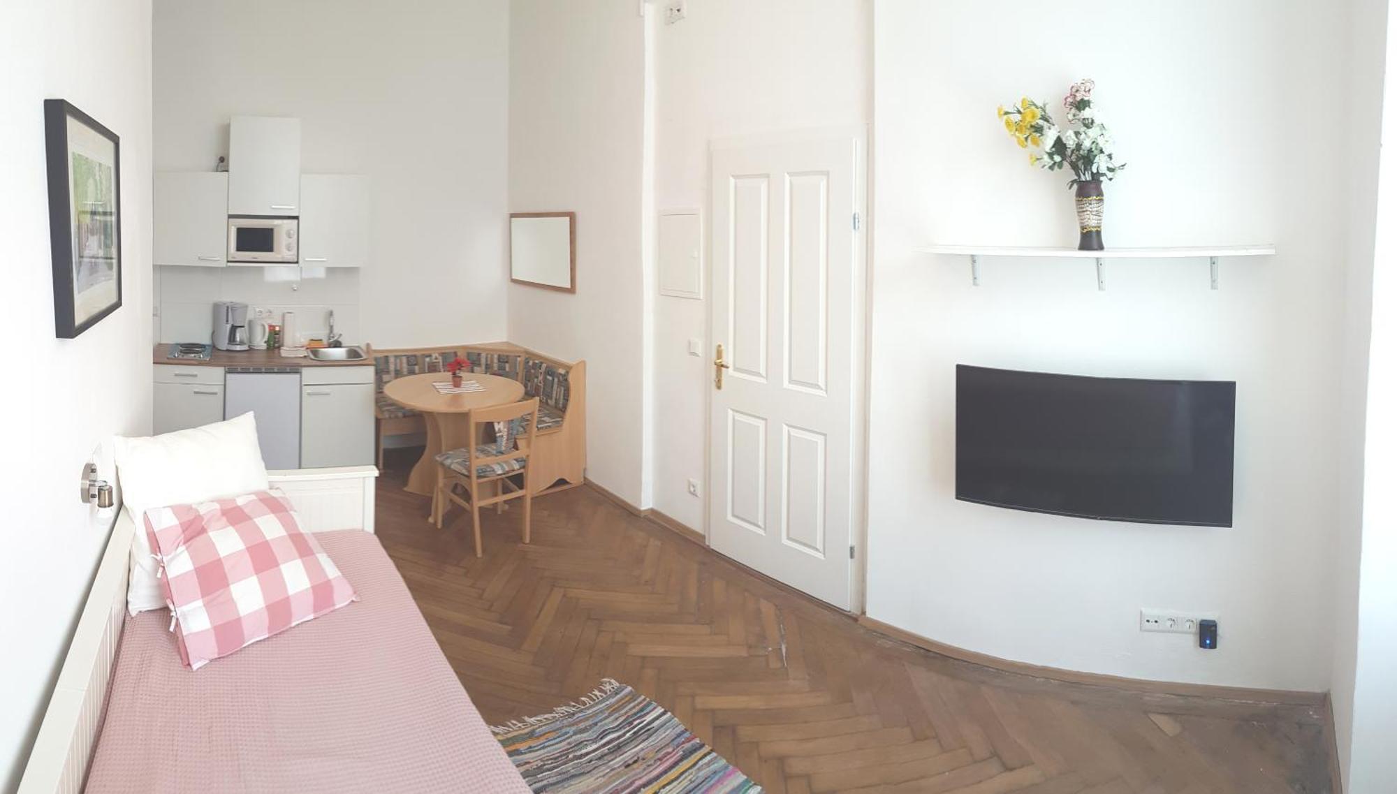 Sobieski Town Apartment *