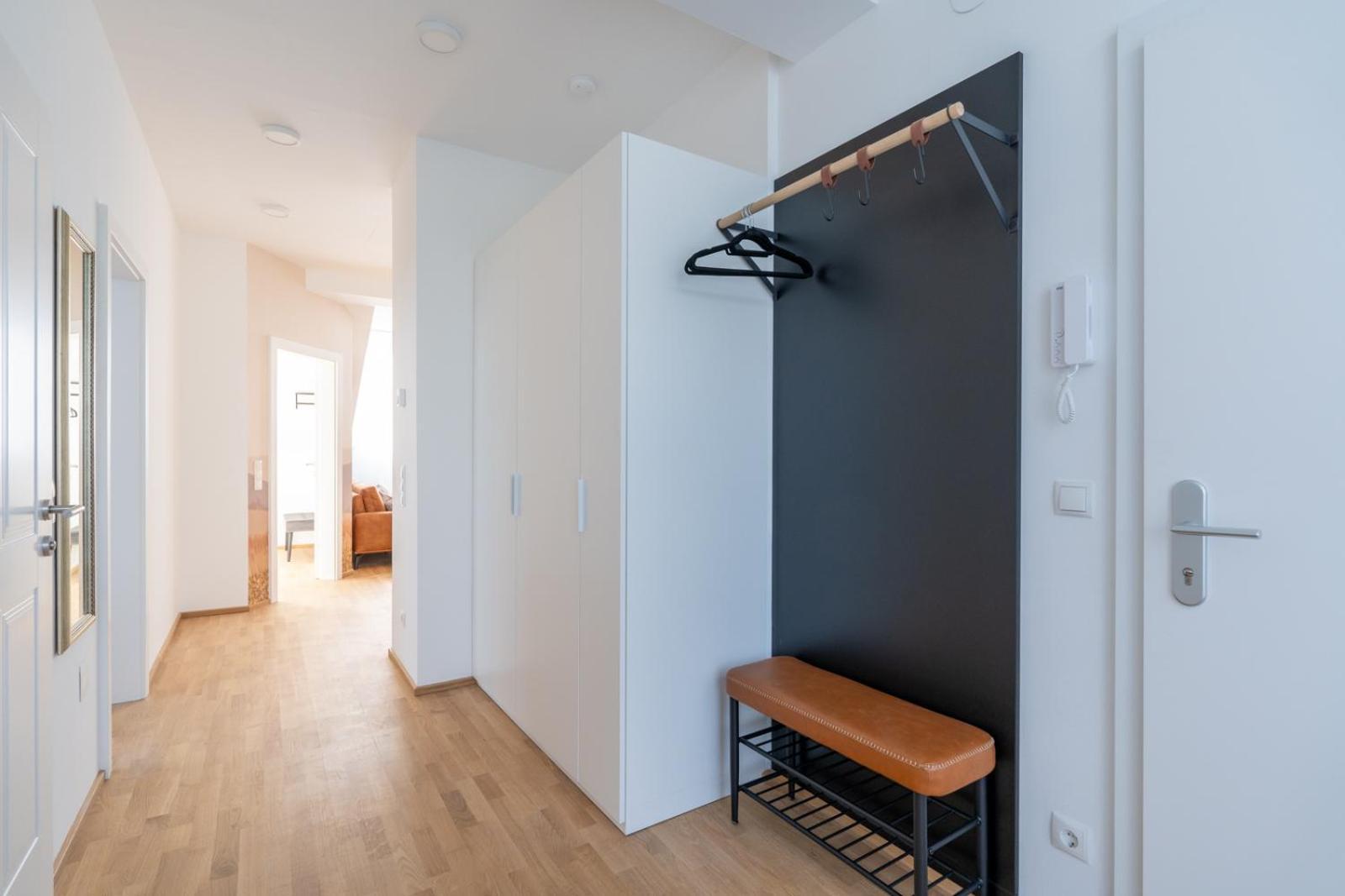 Apartment Exclusive 70 M2 With Balcony And Air Conditioning Vienna