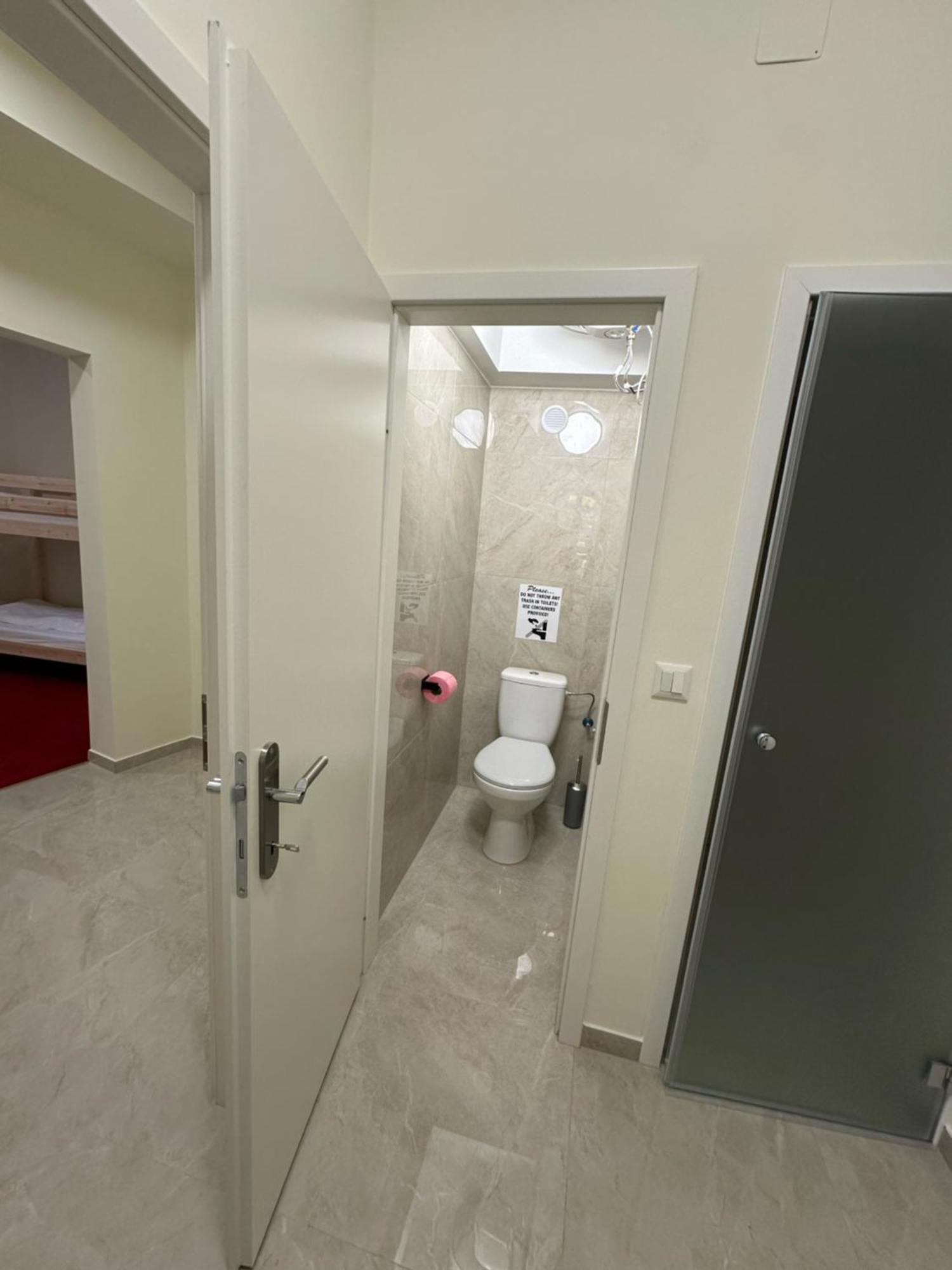 Datri Petite 6 Viena